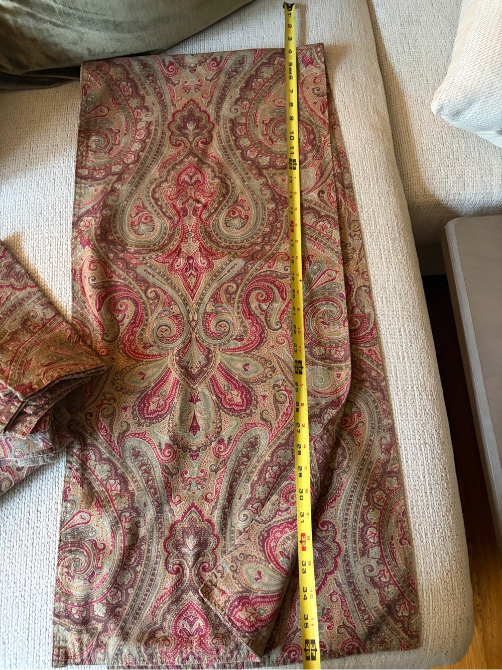 Ralph Lauren Paisley Table Runner and 12 Dinner Napkins!